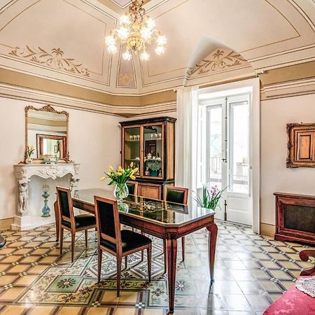 Bed and Breakfast Palazzo Stunis - Dimora Di Charme Остуни Экстерьер фото