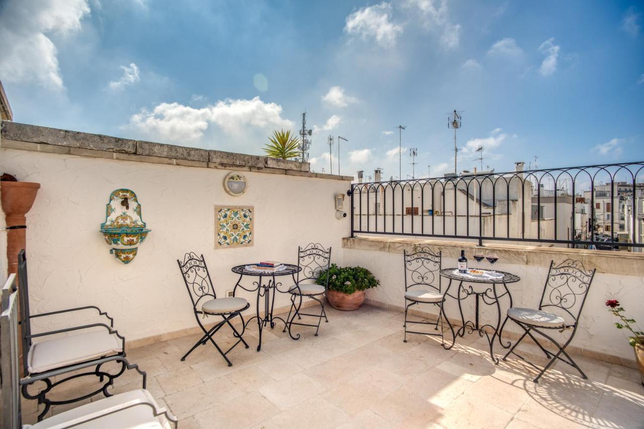 Bed and Breakfast Palazzo Stunis - Dimora Di Charme Остуни Экстерьер фото