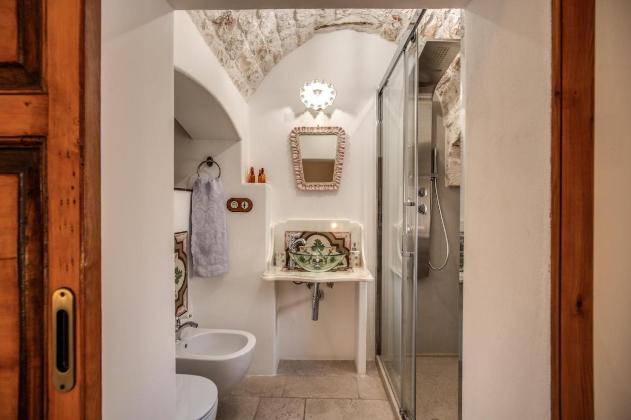 Bed and Breakfast Palazzo Stunis - Dimora Di Charme Остуни Экстерьер фото