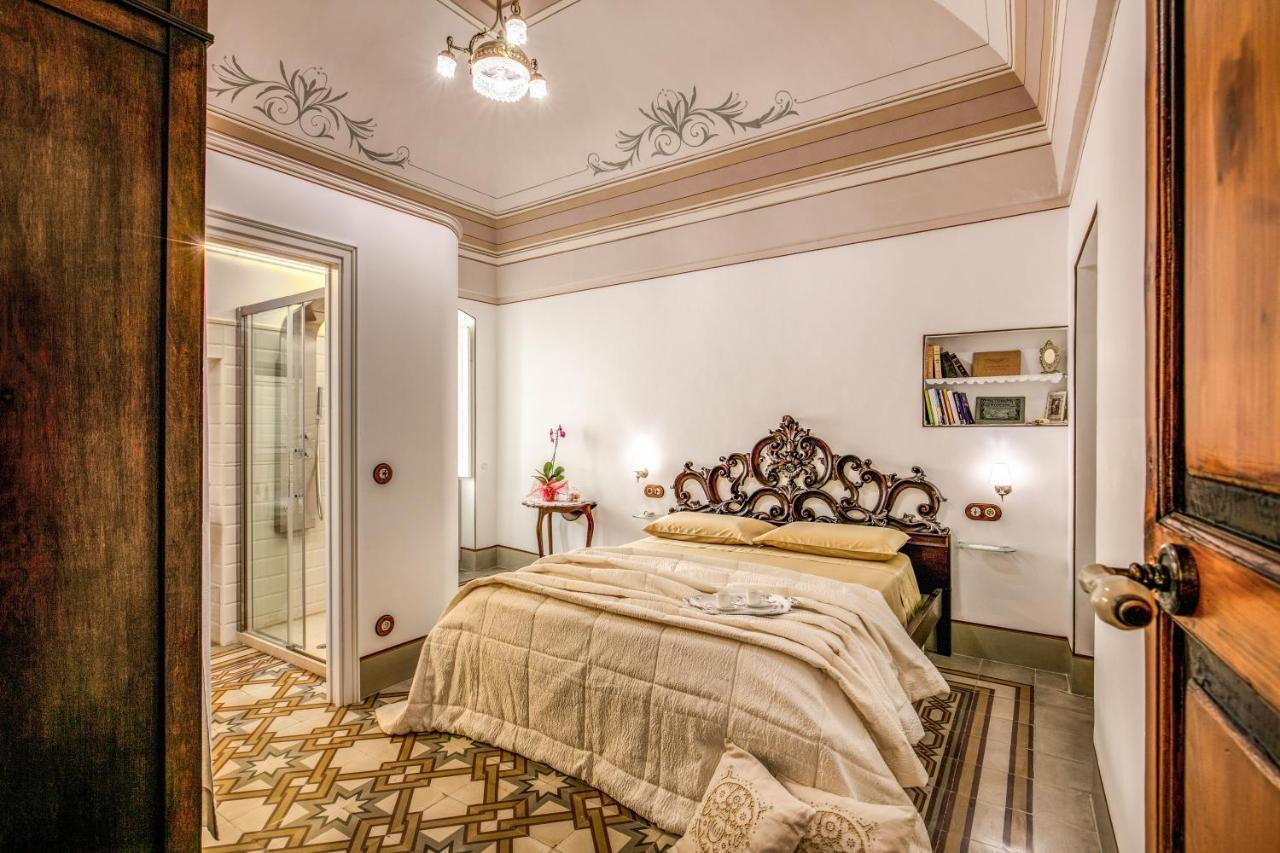 Bed and Breakfast Palazzo Stunis - Dimora Di Charme Остуни Экстерьер фото