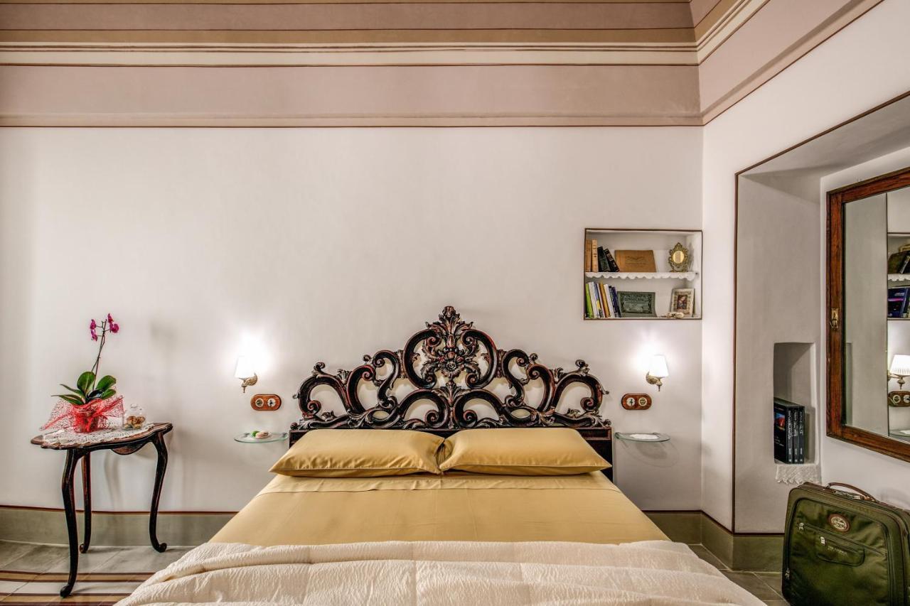 Bed and Breakfast Palazzo Stunis - Dimora Di Charme Остуни Экстерьер фото